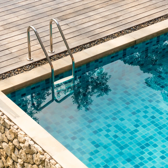 pool maintenance and services 1